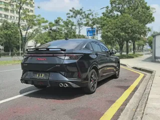 Dongfeng Aeolus Yixuan 2021 купить из Китая, цена 1 059 000 ₽ — Suifenhe Auto