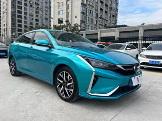 Dongfeng Aeolus Yixuan 2020 купить из Китая, цена 1 111 000 ₽ — Suifenhe Auto