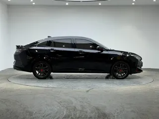 Dongfeng Aeolus Yixuan 2022 купить из Китая, цена 950 000 ₽ — Suifenhe Auto
