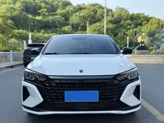 Dongfeng Aeolus Yixuan 2021 купить из Китая, цена 1 142 000 ₽ — Suifenhe Auto