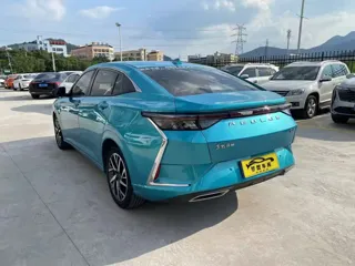 Dongfeng Aeolus Yixuan 2020 купить из Китая, цена 1 111 000 ₽ — Suifenhe Auto