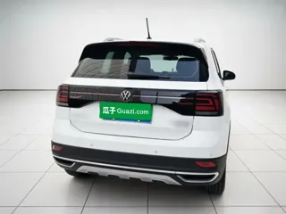 Volkswagen T-Cross 2020 купить из Китая, цена 1 427 000 ₽ — Suifenhe Auto