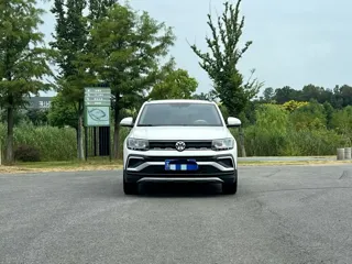 Volkswagen T-Cross 2020 купить из Китая, цена 1 412 000 ₽ — Suifenhe Auto