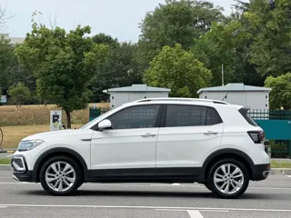 Volkswagen T-Cross 2020 купить из Китая, цена 1 390 000 ₽ — Suifenhe Auto
