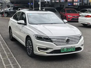Volkswagen Lavida EV 2020 купить из Китая, цена 1 185 000 ₽ — Suifenhe Auto