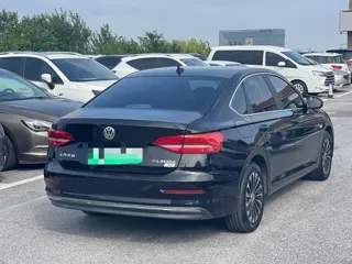 Volkswagen Lavida EV 2019 купить из Китая, цена 1 131 000 ₽ — Suifenhe Auto