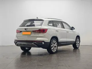 Jetta VS7 2022 купить из Китая, цена 1 380 000 ₽ — Suifenhe Auto