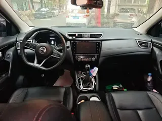 Nissan Qashqai 2023 купить из Китая, цена 1 745 000 ₽ — Suifenhe Auto