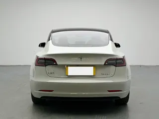 Tesla Model 3 2023 купить из Китая, цена 4 747 000 ₽ — Suifenhe Auto