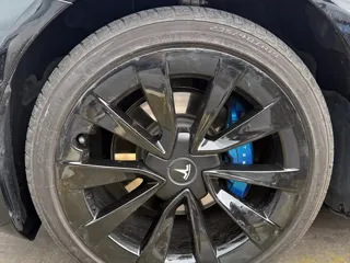 Tesla Model 3 2021 купить из Китая, цена 4 095 000 ₽ — Suifenhe Auto