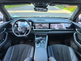 Geely Xingyue 2024 купить из Китая, цена 3 026 000 ₽ — Suifenhe Auto