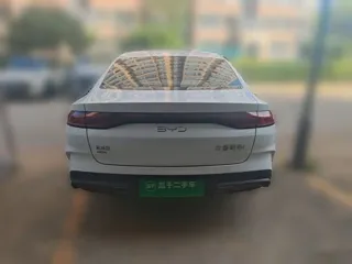 BYD Qin 2024 купить из Китая, цена 2 775 000 ₽ — Suifenhe Auto