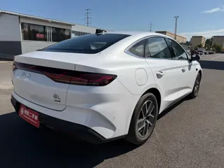 BYD Qin 2025 купить из Китая, цена 2 943 000 ₽ — Suifenhe Auto
