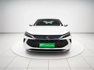 BYD Qin 2025 купить из Китая, цена 2 561 000 ₽ — Suifenhe Auto