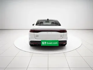 BYD Qin 2025 купить из Китая, цена 2 561 000 ₽ — Suifenhe Auto