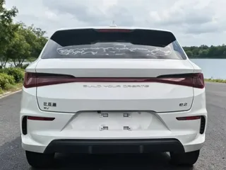 BYD e2 2022 купить из Китая, цена 1 112 000 ₽ — Suifenhe Auto