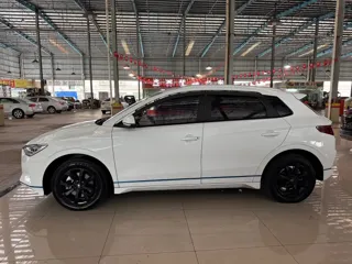 BYD e2 2021 купить из Китая, цена 1 058 000 ₽ — Suifenhe Auto