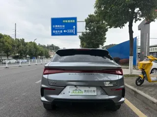 BYD e2 2022 купить из Китая, цена 1 171 000 ₽ — Suifenhe Auto