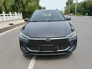 BYD e2 2020 купить из Китая, цена 933 000 ₽ — Suifenhe Auto