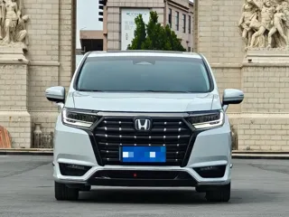 Honda Elysion 2024 купить из Китая, цена 5 185 000 ₽ — Suifenhe Auto