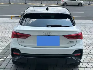 Audi Q3 Sportback 2023 купить из Китая, цена 2 808 000 ₽ — Suifenhe Auto