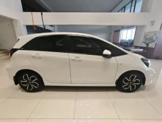 Honda LIFE 2023 купить из Китая, цена 1 371 000 ₽ — Suifenhe Auto
