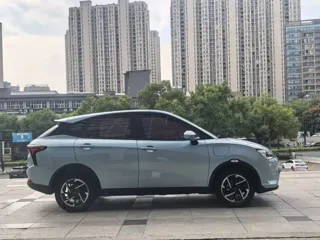 Neta V 2021 купить из Китая, цена 1 058 000 ₽ — Suifenhe Auto