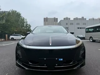 Hongqi E-QM5 2026 купить из Китая, цена 2 482 000 ₽ — Suifenhe Auto