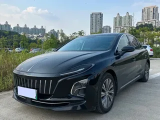 Hongqi E-QM5 2023 купить из Китая, цена 3 039 000 ₽ — Suifenhe Auto
