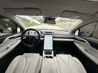XPeng P5 2023 купить из Китая, цена 2 436 000 ₽ — Suifenhe Auto