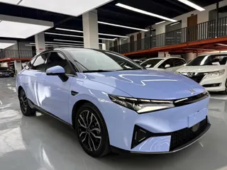 XPeng P5 2023 купить из Китая, цена 3 178 000 ₽ — Suifenhe Auto