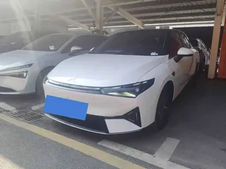 XPeng P5 2022 купить из Китая, цена 3 228 000 ₽ — Suifenhe Auto