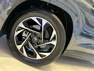 Hyundai Custo 2024 купить из Китая, цена 4 006 000 ₽ — Suifenhe Auto