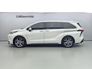 Toyota SIENNA 2024 купить из Китая, цена 7 680 000 ₽ — Suifenhe Auto