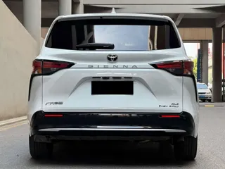 Toyota SIENNA 2025 купить из Китая, цена 7 972 000 ₽ — Suifenhe Auto
