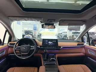 Toyota SIENNA 2025 купить из Китая, цена 7 906 000 ₽ — Suifenhe Auto