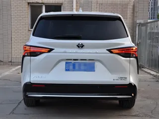 Toyota SIENNA 2024 купить из Китая, цена 7 934 000 ₽ — Suifenhe Auto