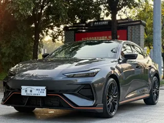 Changan UNI-V 2025