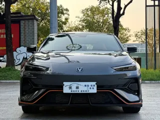 Changan UNI-V 2025 купить из Китая, цена 3 132 000 ₽ — Suifenhe Auto