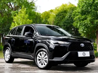 Toyota Corolla Cross 2024 купить из Китая, цена 3 019 000 ₽ — Suifenhe Auto
