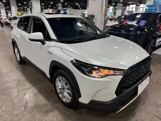 Toyota Corolla Cross 2024 купить из Китая, цена 3 165 000 ₽ — Suifenhe Auto