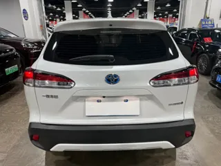 Toyota Corolla Cross 2024 купить из Китая, цена 3 165 000 ₽ — Suifenhe Auto