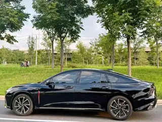 Hongqi H6 2026 купить из Китая, цена 3 353 000 ₽ — Suifenhe Auto