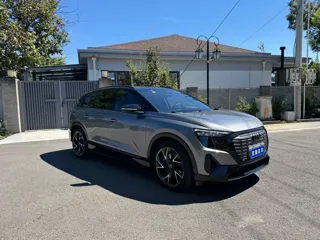 Audi Q5 e-tron 2023 купить из Китая, цена 5 682 000 ₽ — Suifenhe Auto