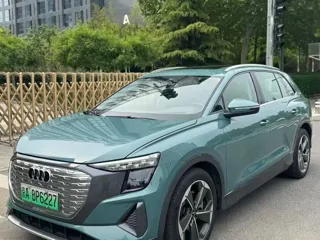 Audi Q5 e-tron 2023 купить из Китая, цена 4 454 000 ₽ — Suifenhe Auto
