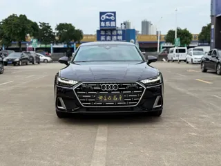 Audi A7L 2025 купить из Китая, цена 6 952 000 ₽ — Suifenhe Auto