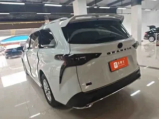 Toyota Granvia 2026 купить из Китая, цена 7 140 000 ₽ — Suifenhe Auto