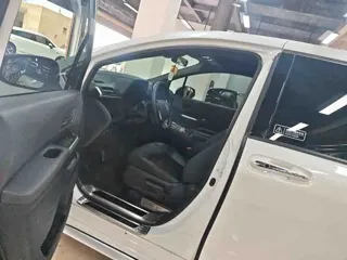 Toyota Granvia 2026 купить из Китая, цена 7 140 000 ₽ — Suifenhe Auto
