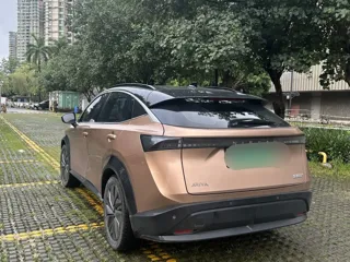 Nissan ARIYA 2022 купить из Китая, цена 5 148 000 ₽ — Suifenhe Auto