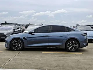 BYD Seal 2023 купить из Китая, цена 4 299 000 ₽ — Suifenhe Auto